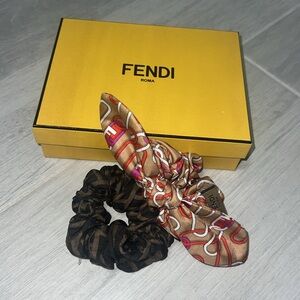 FENDI hair scrunchie.